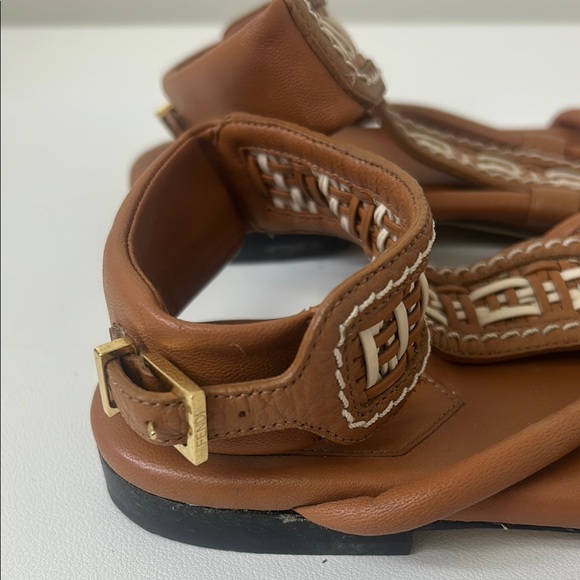 Fendi Brown Sandals with Ankle Strap and Geometric Design - Picture 6 of 6